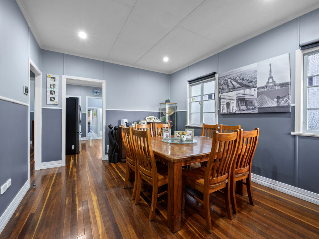 15 Robin Street, Coalfalls, QLD 4305