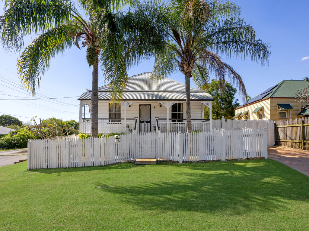 12 Morris Street, Silkstone, QLD 4304