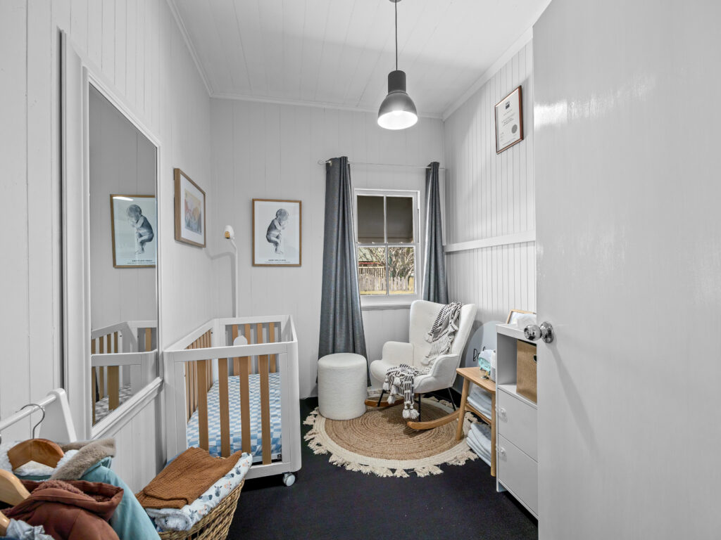 12 Morris Street, Silkstone, QLD 4304