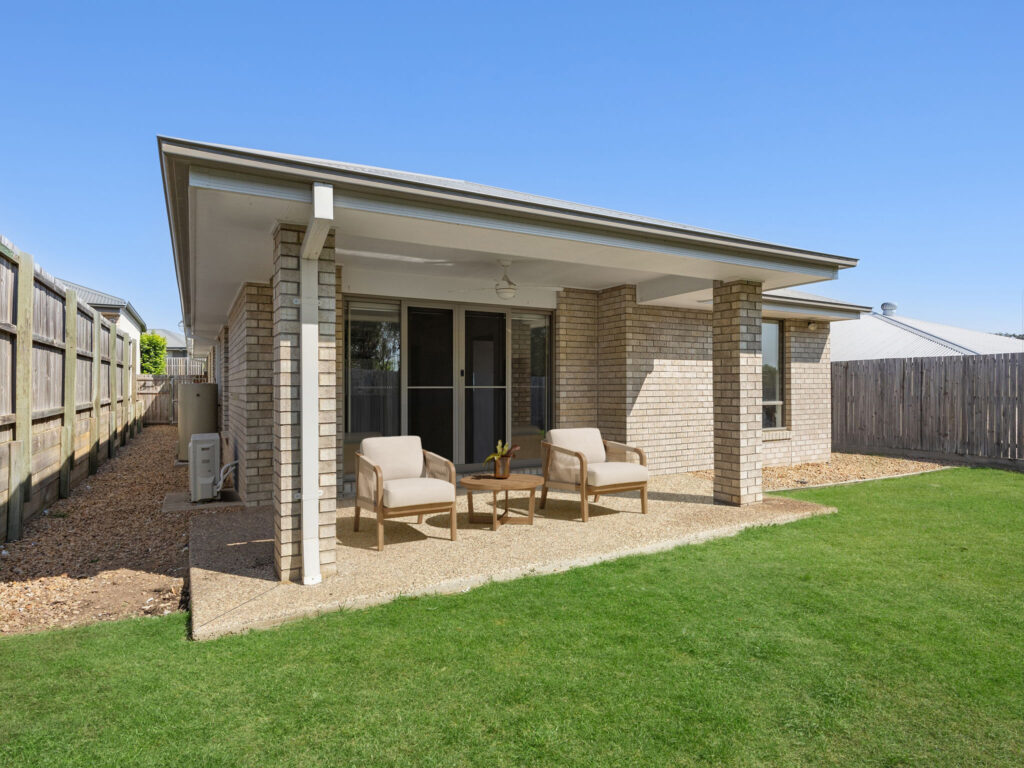 5 John Carroll Way, Redbank Plains, QLD 4301