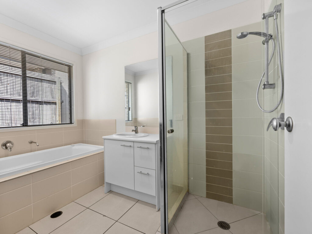 5 John Carroll Way, Redbank Plains, QLD 4301