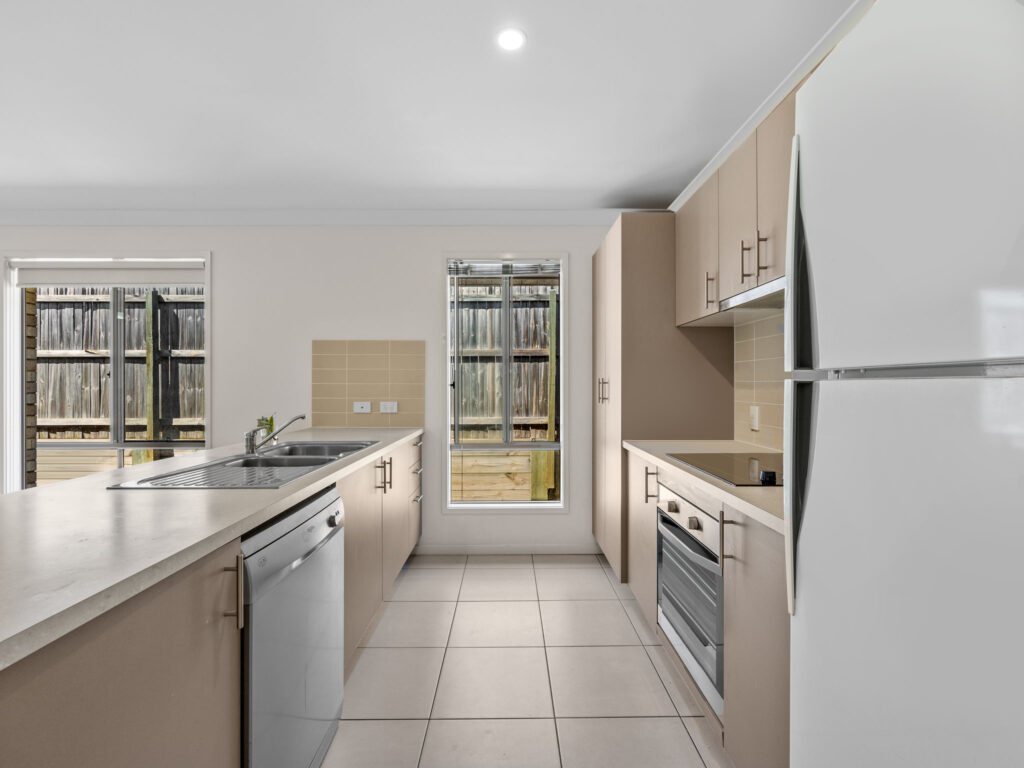 5 John Carroll Way, Redbank Plains, QLD 4301