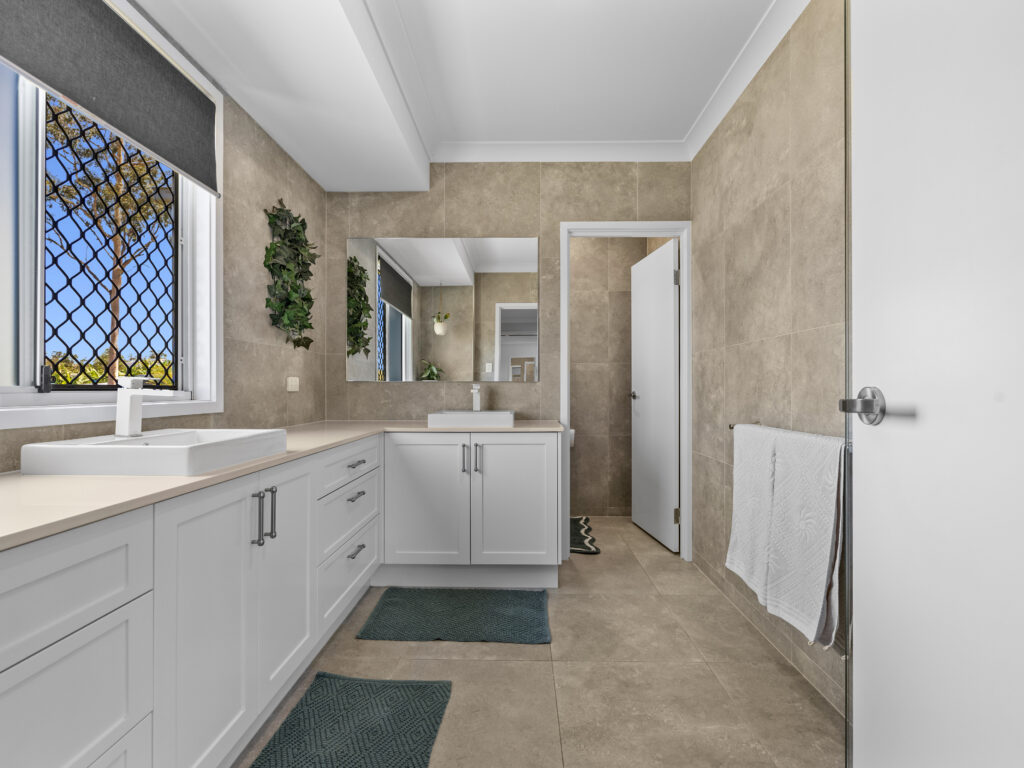 67-71 Barcoo Drive, New Beith, QLD 4124