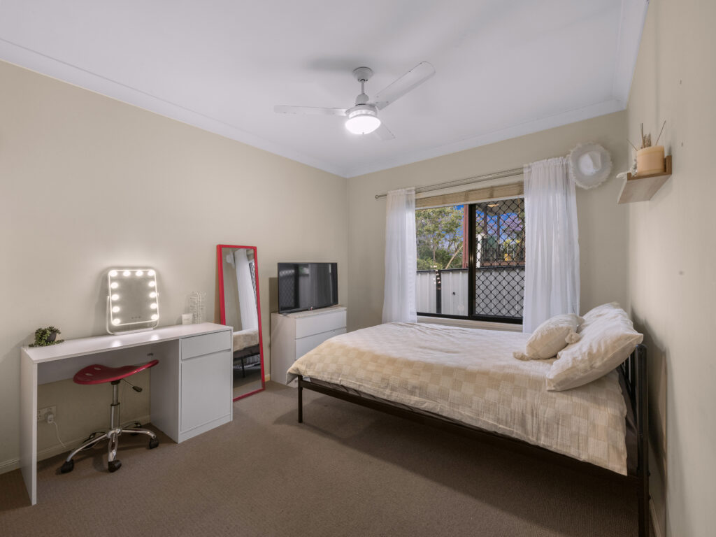 3 Addison Road, Camira, QLD 4300