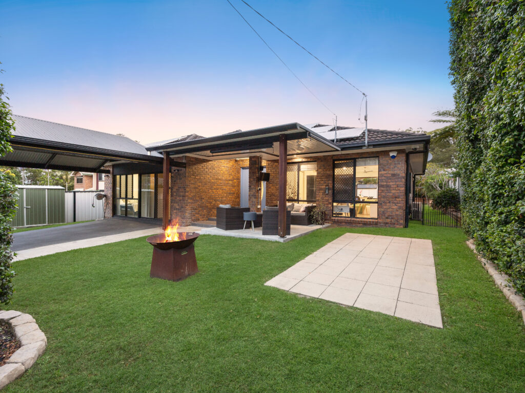 3 Addison Road, Camira, QLD 4300