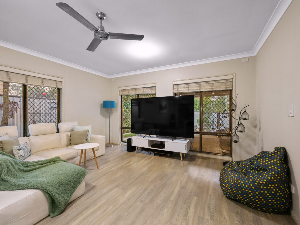 3 Addison Road, Camira, QLD 4300