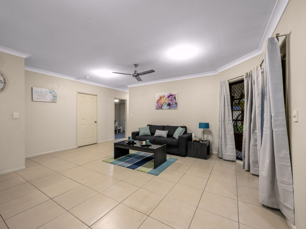 3 Addison Road, Camira, QLD 4300