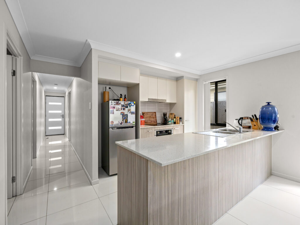 13 Soe Street, Redbank, QLD 4301