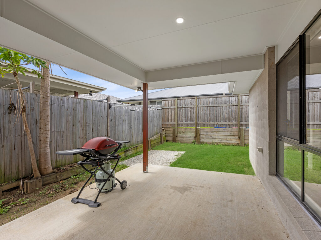 13 Soe Street, Redbank, QLD 4301