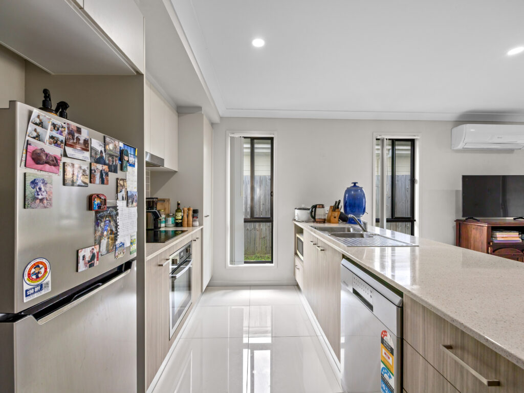 13 Soe Street, Redbank, QLD 4301
