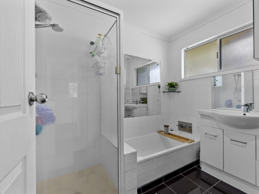 4 Toomai Drive, Brassall, QLD 4305