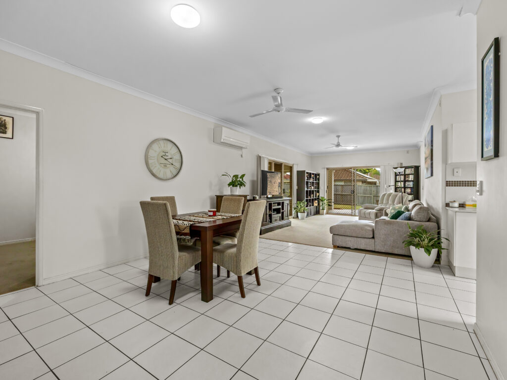 3 Salter Place, Redbank Plains, QLD 4301