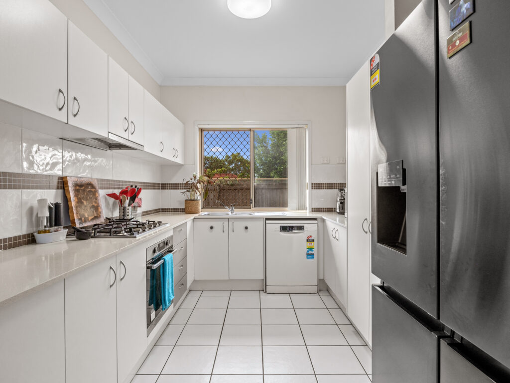 3 Salter Place, Redbank Plains, QLD 4301