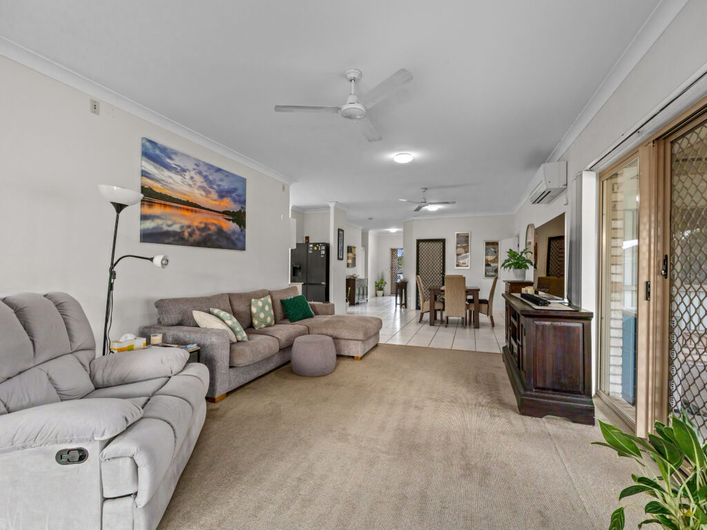 3 Salter Place, Redbank Plains, QLD 4301