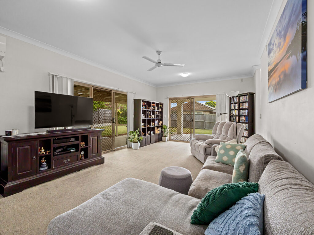 3 Salter Place, Redbank Plains, QLD 4301