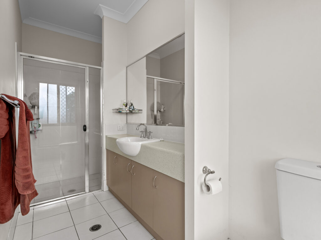 3 Salter Place, Redbank Plains, QLD 4301