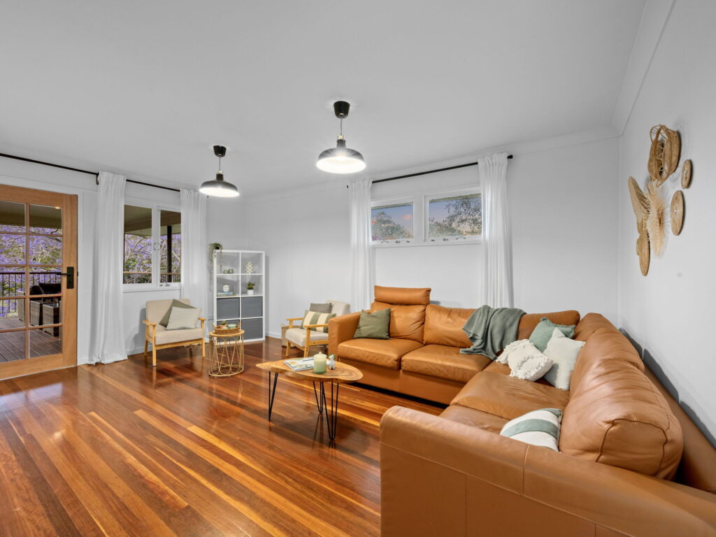 15 Queen Street, Blackstone, QLD 4304