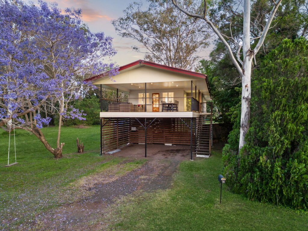 15 Queen Street, Blackstone, QLD 4304