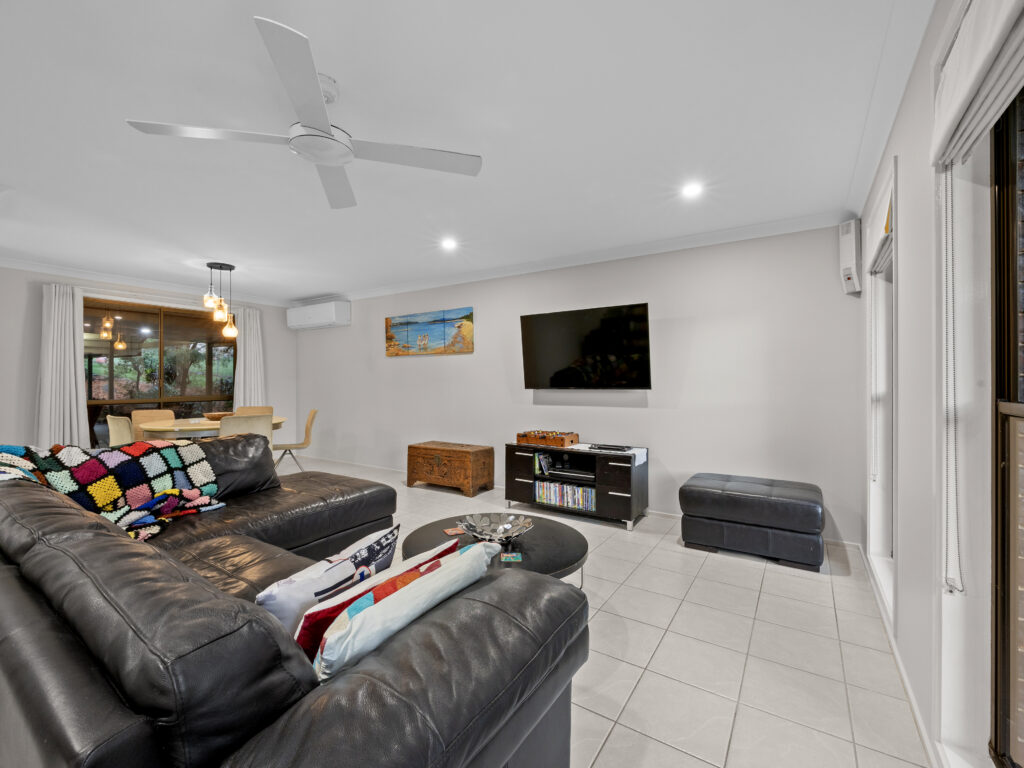 8 Gascoyne Drive, Karalee, QLD 4306