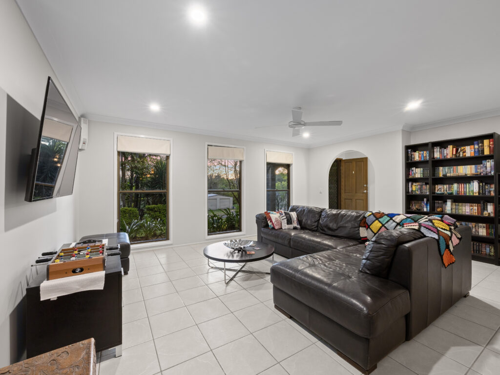 8 Gascoyne Drive, Karalee, QLD 4306