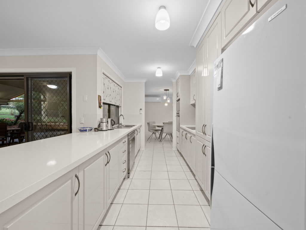 8 Gascoyne Drive, Karalee, QLD 4306