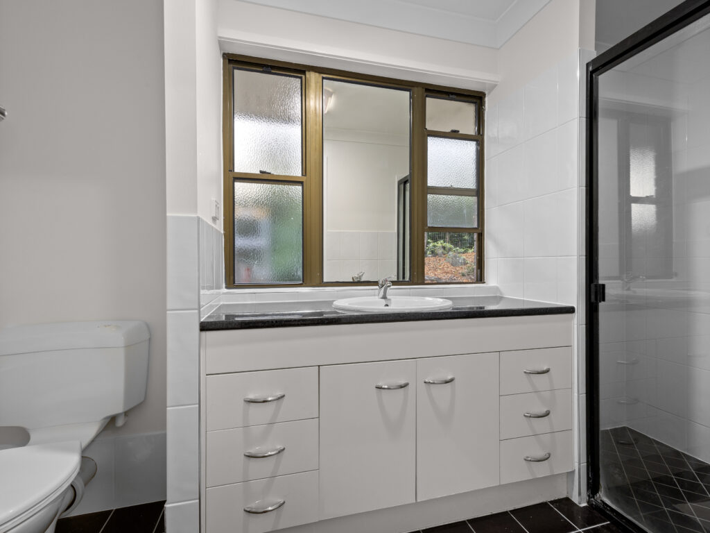 8 Gascoyne Drive, Karalee, QLD 4306