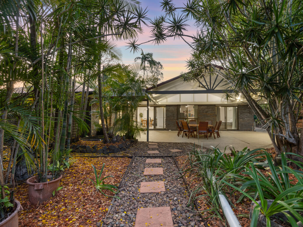 8 Gascoyne Drive, Karalee, QLD 4306