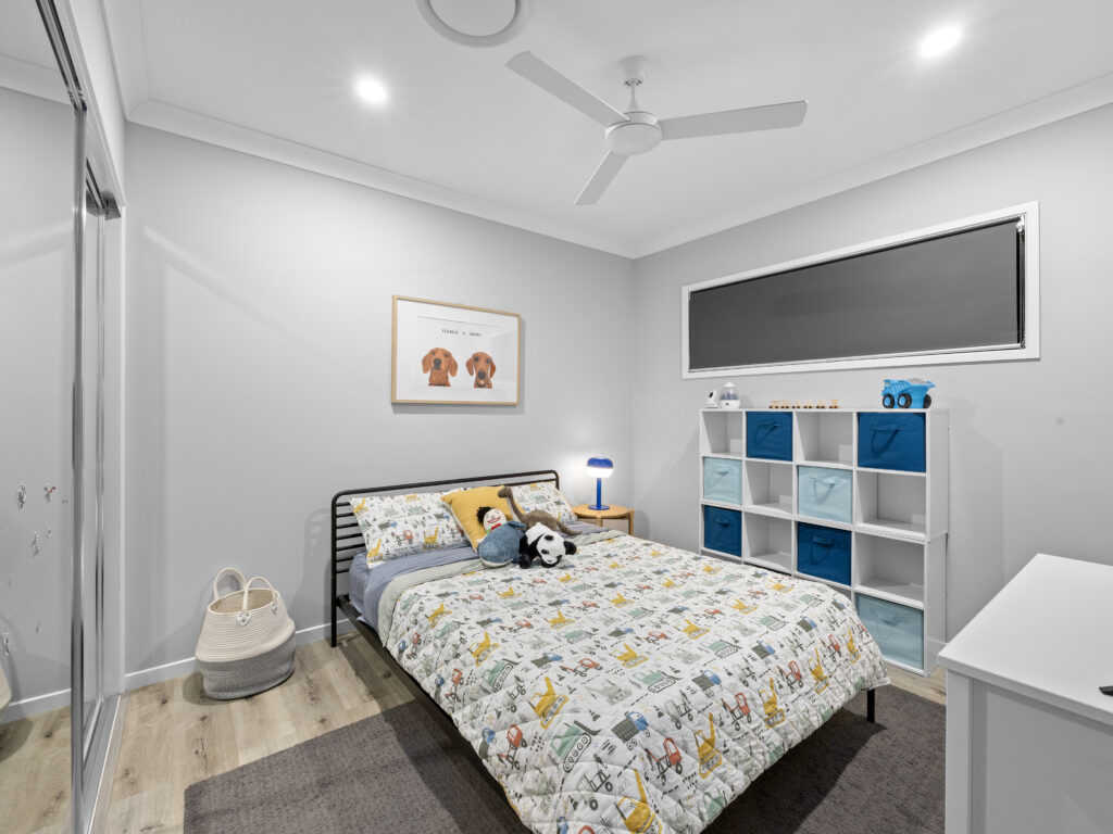 10 Roberts Crescent, Bellbird Park, QLD 4300