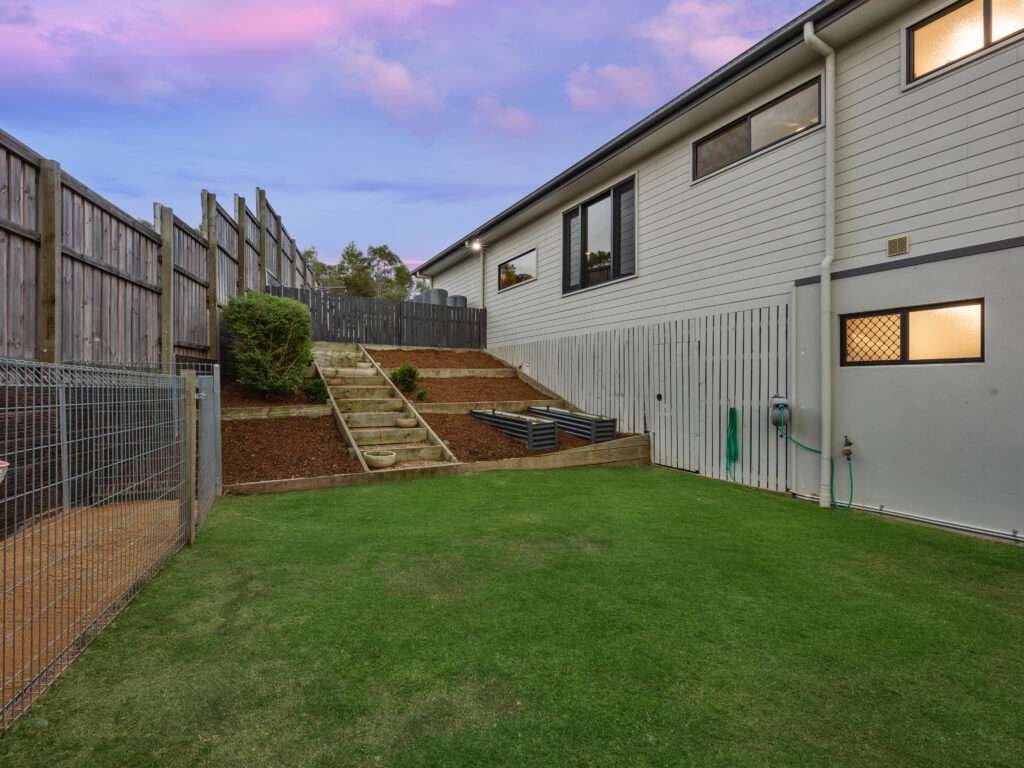 10 Roberts Crescent, Bellbird Park, QLD 4300