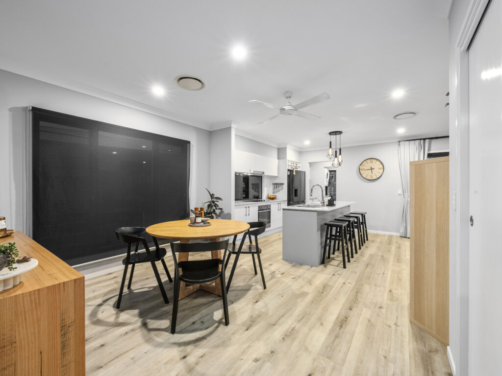 10 Roberts Crescent, Bellbird Park, QLD 4300