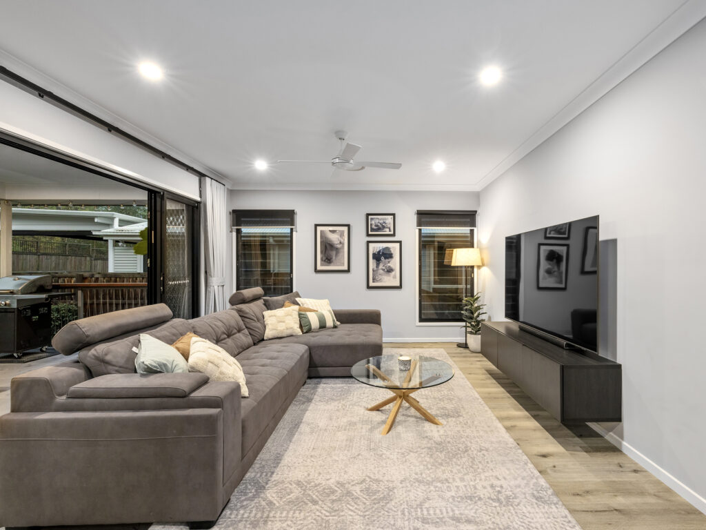 10 Roberts Crescent, Bellbird Park, QLD 4300