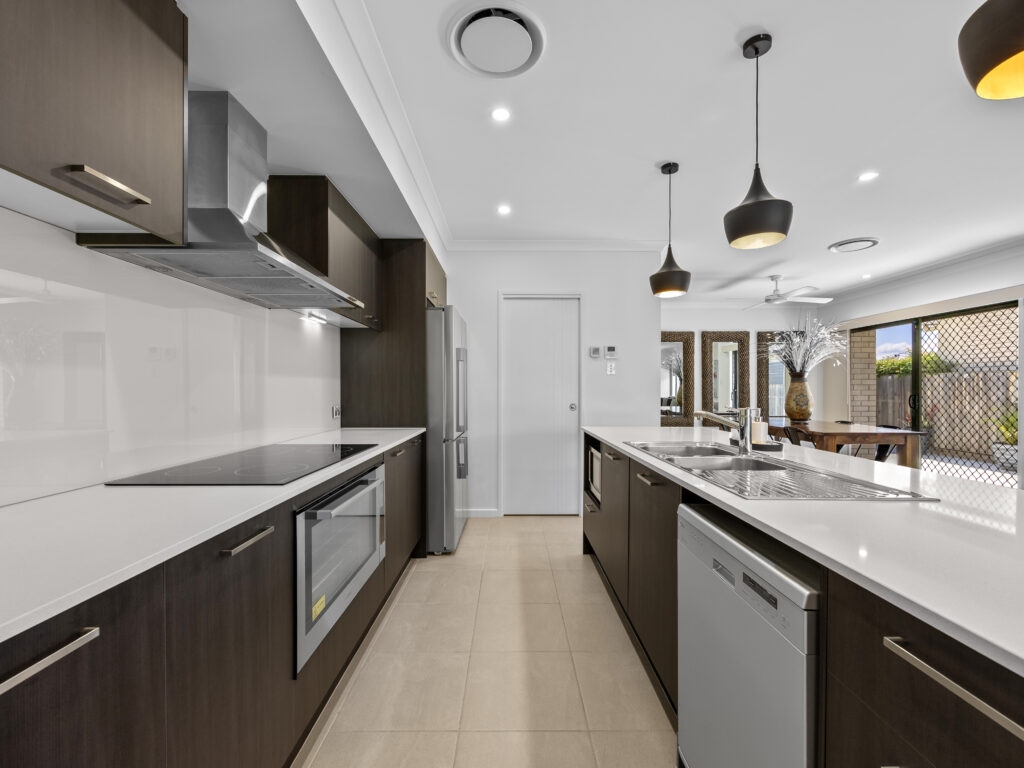 21 Freedom Crescent, South Ripley, QLD 4306