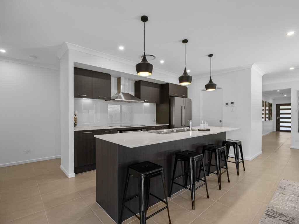 21 Freedom Crescent, South Ripley, QLD 4306