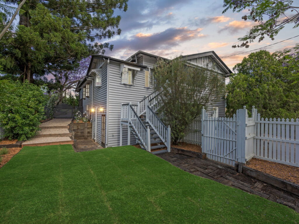35 Chermside Road, Eastern Heights, QLD 4305