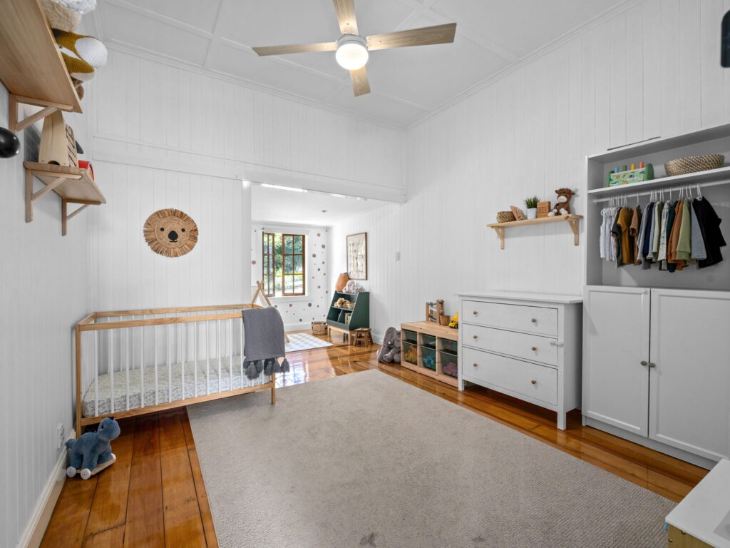 35 Chermside Road, Eastern Heights, QLD 4305