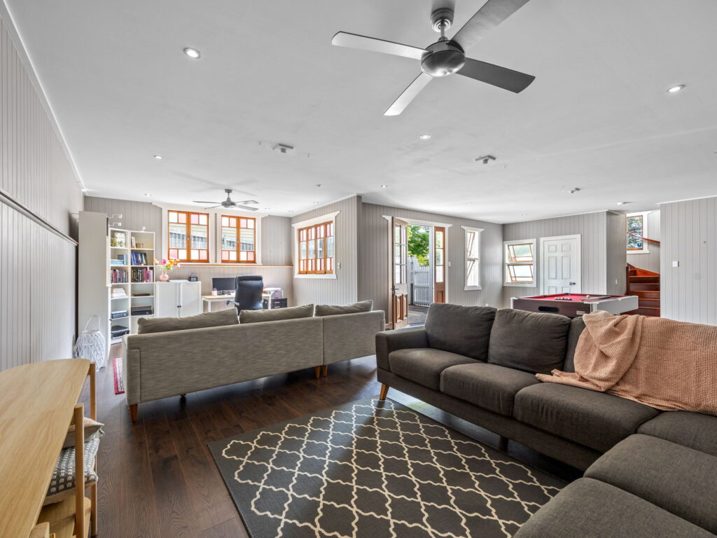 35 Chermside Road, Eastern Heights, QLD 4305
