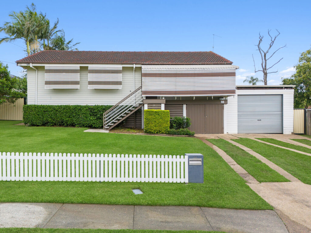 13 Lawson Street, Woodridge, QLD 4114