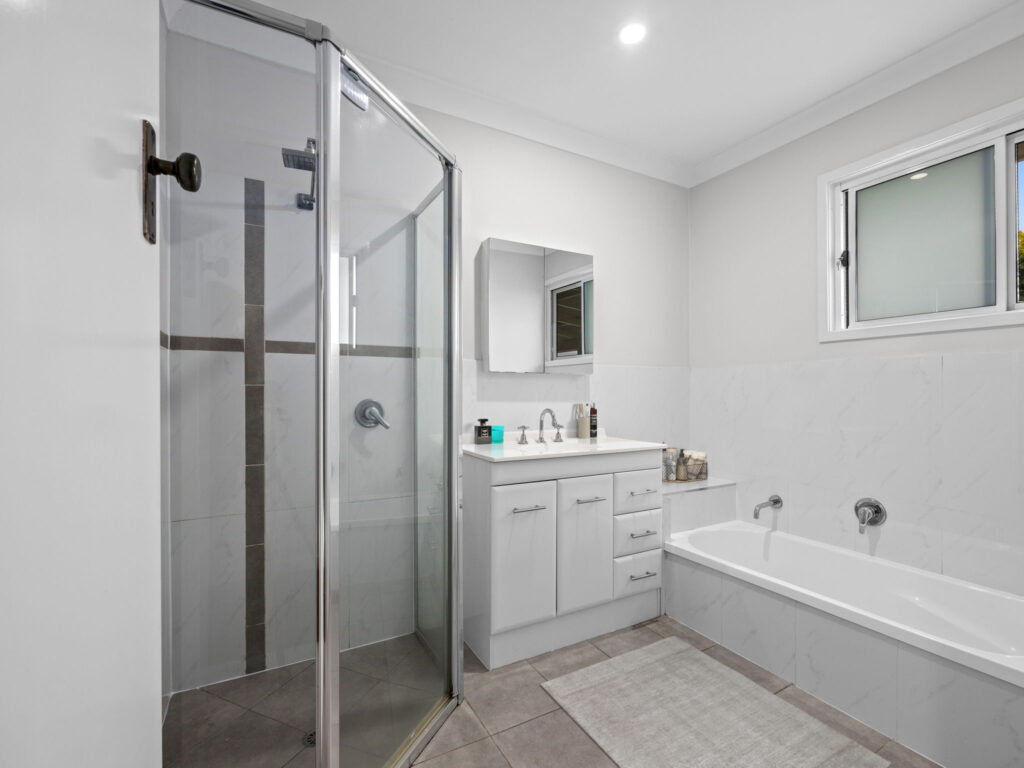 13 Lawson Street, Woodridge, QLD 4114