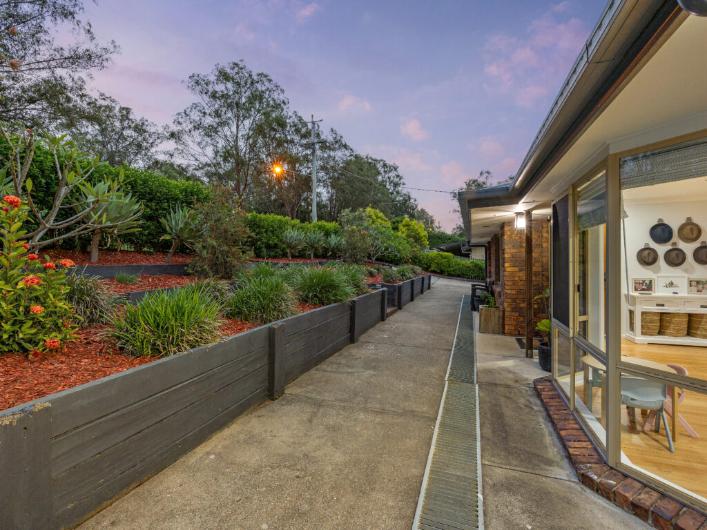 14 Queensborough Parade, Karalee, QLD 4306