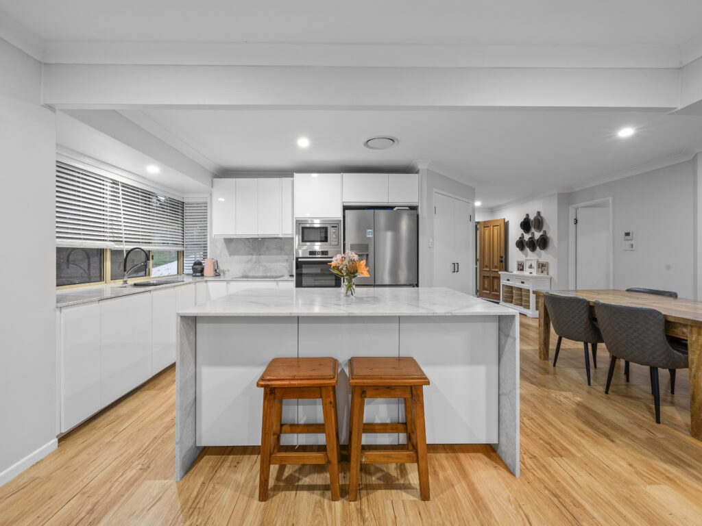 14 Queensborough Parade, Karalee, QLD 4306