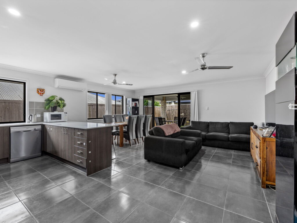 7 Kerry O’Brien Street, Collingwood Park QLD 4301