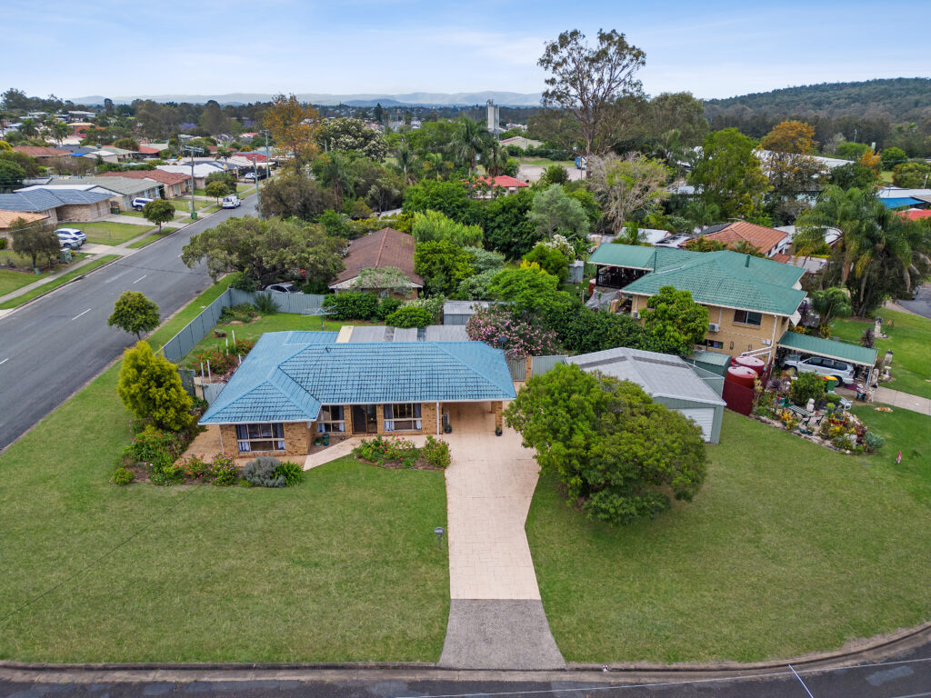 2 Murrumba Court, Flinders View, QLD 4305