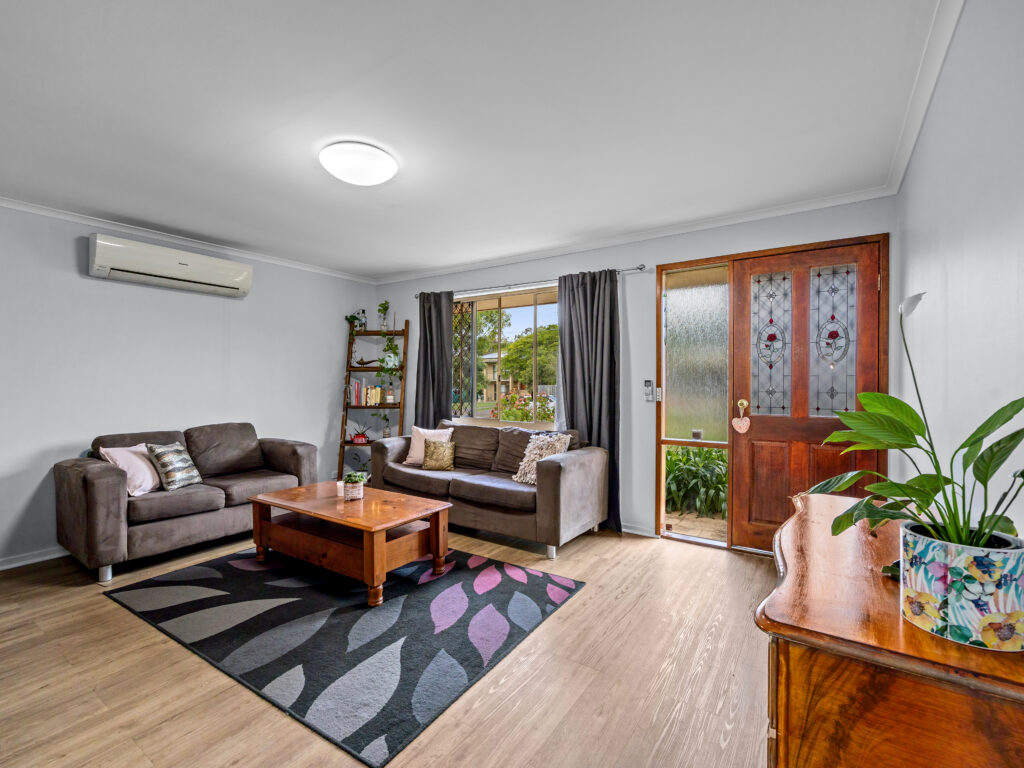2 Murrumba Court, Flinders View, QLD 4305