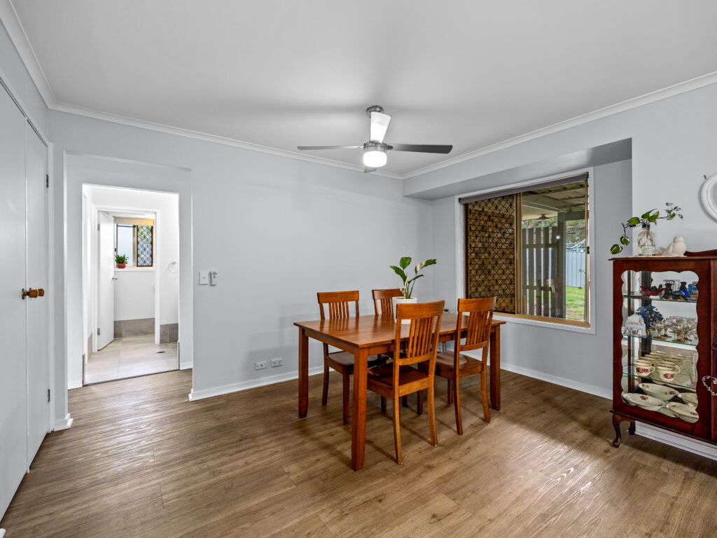 2 Murrumba Court, Flinders View, QLD 4305