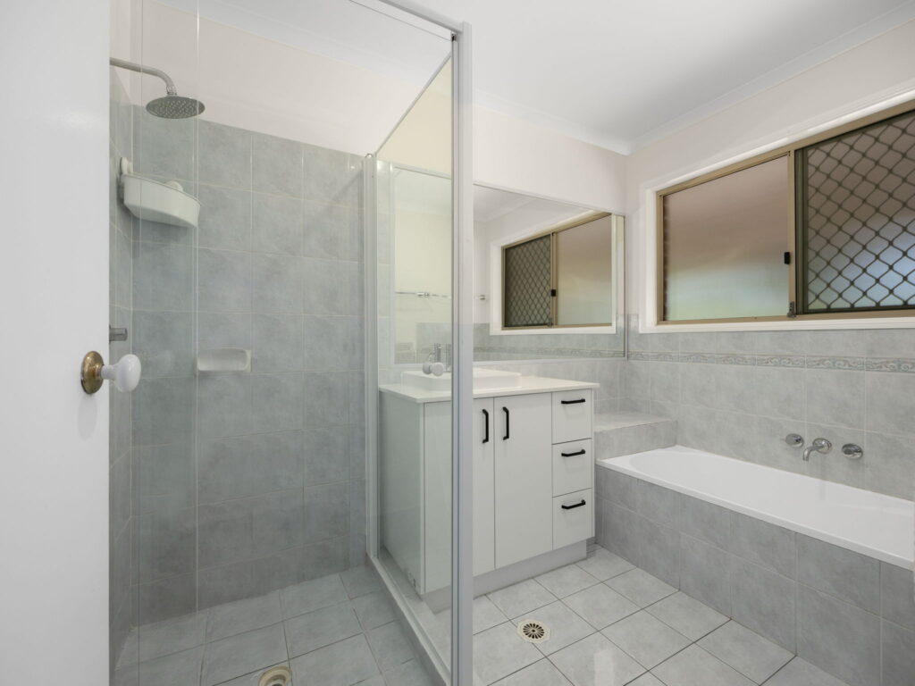 93 Equestrian Drive, Yamanto, QLD 4305