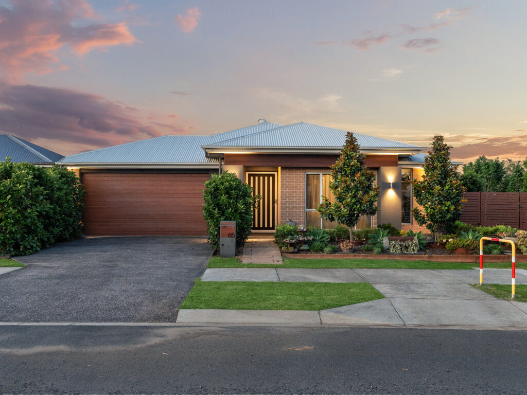 65 Parkland Drive, Walloon, QLD 4306
