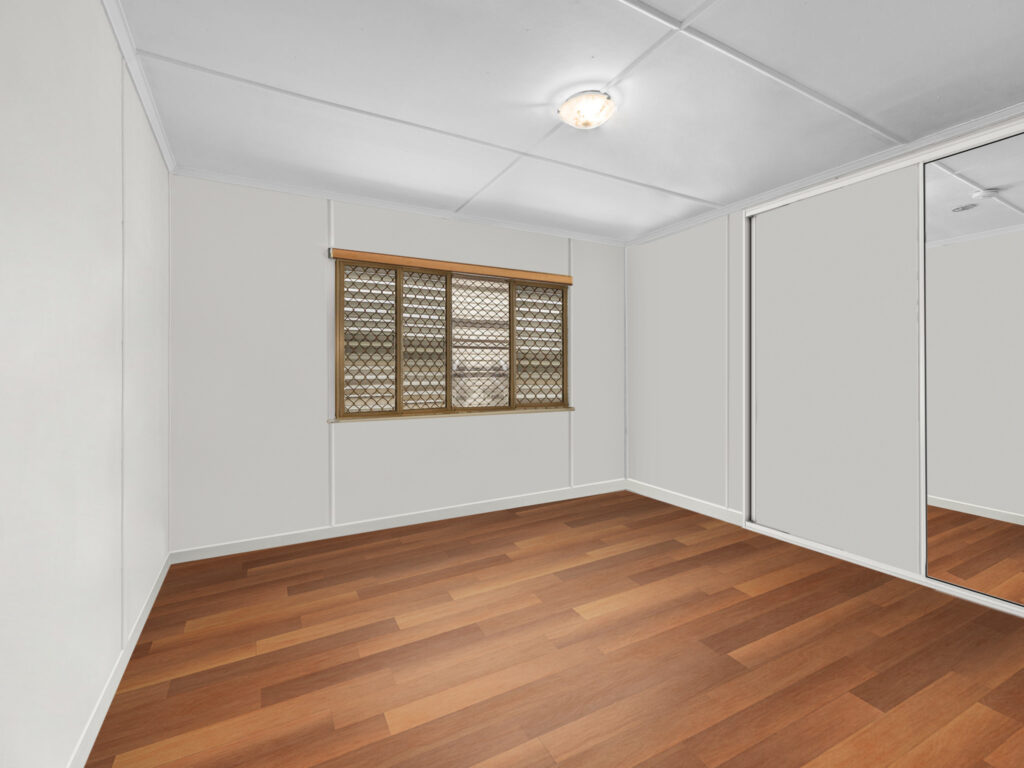 17 Leslie Street, East Ipswich, QLD 4305