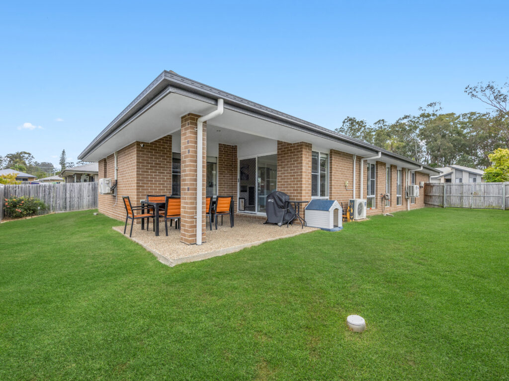 33 Tamatea Drive, Bellbird Park, QLD 4300
