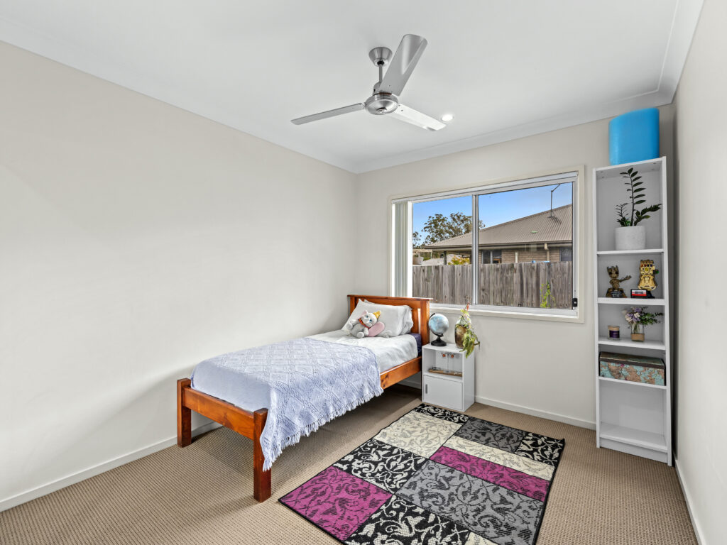 33 Tamatea Drive, Bellbird Park, QLD 4300