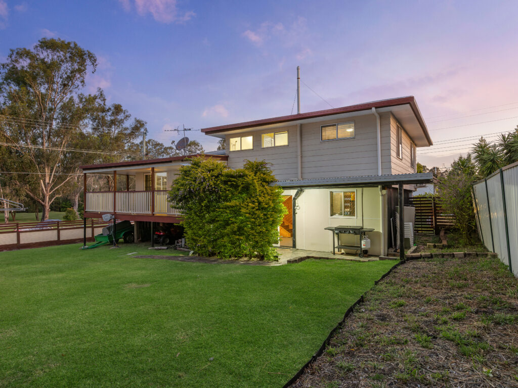7 Sealy Street, Silkstone, QLD 4304